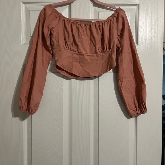 Pink top - Picture 2 of 4